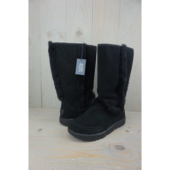 UGG SUNDANCE WATERPROOF 1017511 BLACK SHEARLING TRIM WOMENS BOOTS US 11 nib - Picture 1 of 6